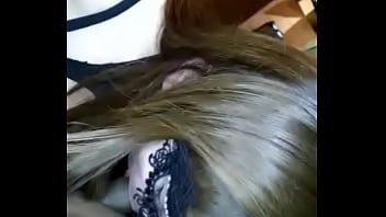 Haciendo deliciosa mamada