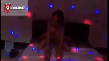 Who is she quien es ella quem é ela