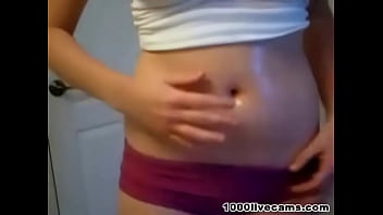 Pierced amateur webcam girl