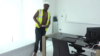 Rose skies take plumber's bbc like a slut