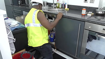 Rose skies take plumber's bbc like a slut