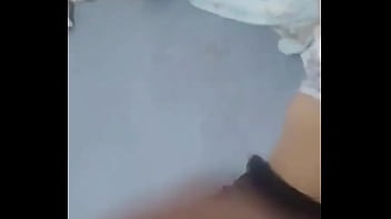 Casal sexo caseiro esposa fazendo um striptease sexo amador