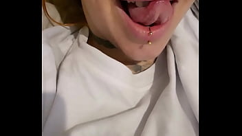 Hier je me suis fait defoncer du coup ce matin j avez très chaud et devine