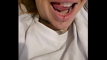 Hier je me suis fait defoncer du coup ce matin j avez très chaud et devine