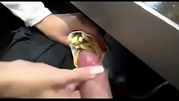 Who is she quien es ella