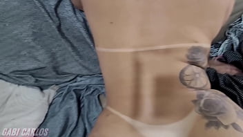 Sexo caseiro chupei bem gostoso depois fiz um squirt na boca dele