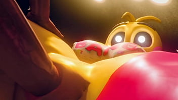 Toy chica loves free moments Toy chica loves free moments