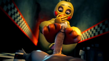Toy chica loves free moments