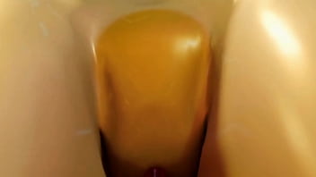 Toy chica loves free moments