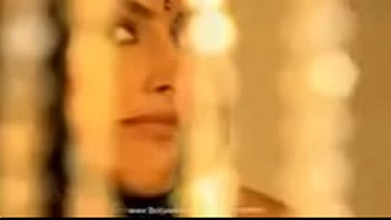 How Lovely Is This Indian Girl thumbnail