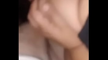 Cubby babe ebony sucks good dick