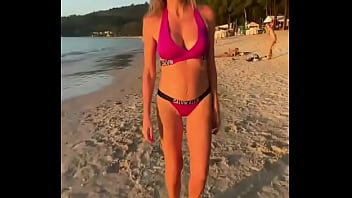 Лиса рулит бикини thumbnail