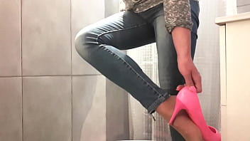 Desperate pee in my jeans and pink high heels