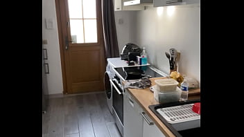 Mardi 12 10 En String Je Prépare Mes Repas Avec Vous N’hésite Pas à thumbnail
