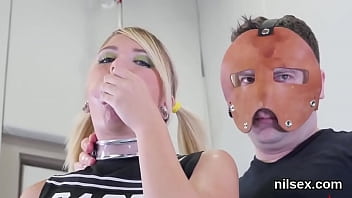 Silly fuckslut gets her fuckholes opened and intensely rode