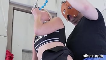 Silly fuckslut gets her fuckholes opened and intensely rode