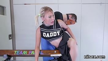 Silly fuckslut gets her fuckholes opened and intensely rode