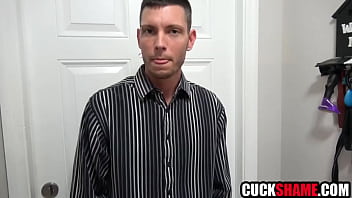 Cuckold husband invites guy from tider to fuck his wife