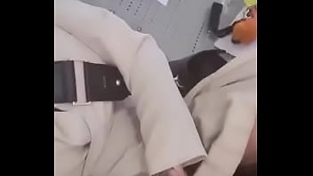 Un moment coquin dans la salle d attente du médecin pas de devenir