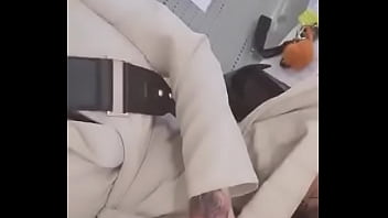 Un moment coquin dans la salle d attente du médecin pas de devenir