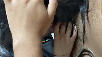 Mi cuñada culona acaba de llegar de argentina y esta muy caliente me la chupa y monta bien rico casero real