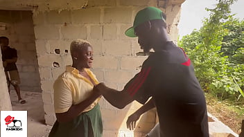 Amateur student sucked my cock in an uncompleted building for just 70k