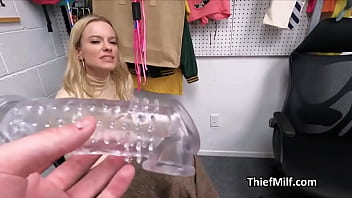 Blonde cougar gets down in order to leave without charges