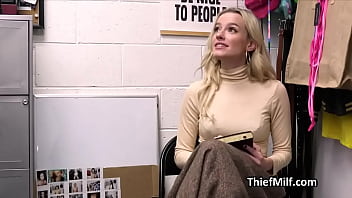 Blonde cougar gets down in order to leave without charges