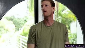 Horny babe sucked dick and got fucked