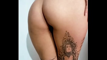 Brasileira safada rebolando o cu rachell miranda