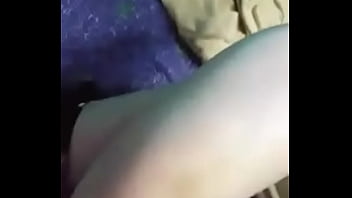 Acostada En Vestido thumbnail