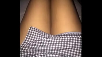 Mi novia le encanta mostrar