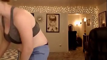 Sexy babe with big fat ass teasing on cam