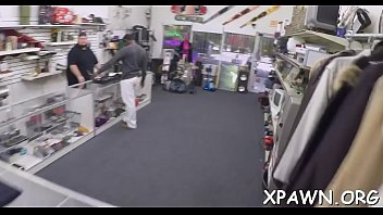 Horny amateur does oral pleasure