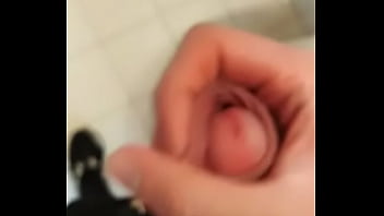 Masturbandome en el baño