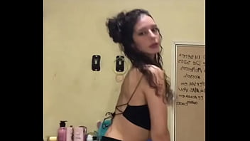 Gostosa Dançando thumbnail