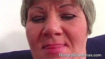 Mature playing with her pussy