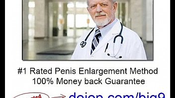 Cheerleader sucks dick