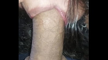 Disfrutando Mucho La Mamada thumbnail