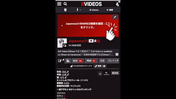 好きなヨガトレーナーのもっこりしたおちんこを見ながらヨガしてたらムラムラが止まらず、トイレでオナニーしちゃう女子大生。