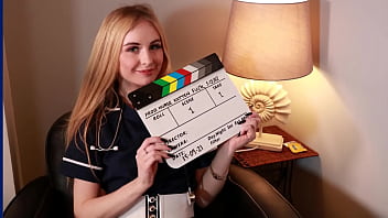 Nurse gets herself off with the wand