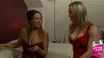 Sensual lesbains 1250