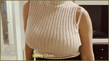 Milf gets her boobs out after work Milf gets her boobs out after work