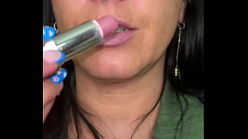 Just a little red what these lips will do next #nsfw #milfvibes #lipsticktease