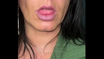 Just a little red what these lips will do next #nsfw #milfvibes #lipsticktease