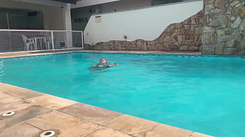 Piscininha amooo piscinha amooo