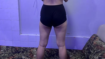 Christmas day natural wife booty workout on bed