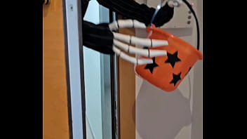 Happy halloween je n'ai plus de bonbons mais une autre option que