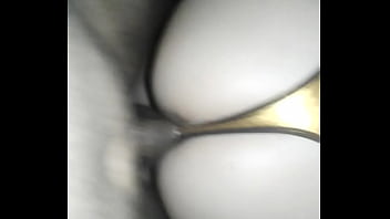 Estrenando la tanga nueva q le compre