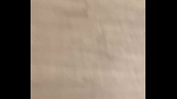 Small bubble butt halleb